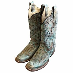 Corral Butterfly Turquoise Inlay Boots Size 6M